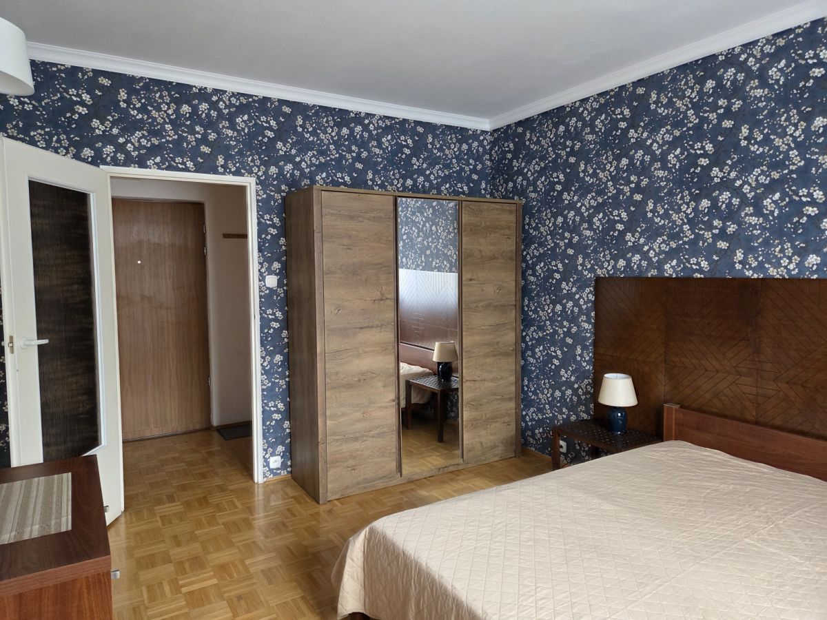 Warszawa · ul. Wrzeciono — 7