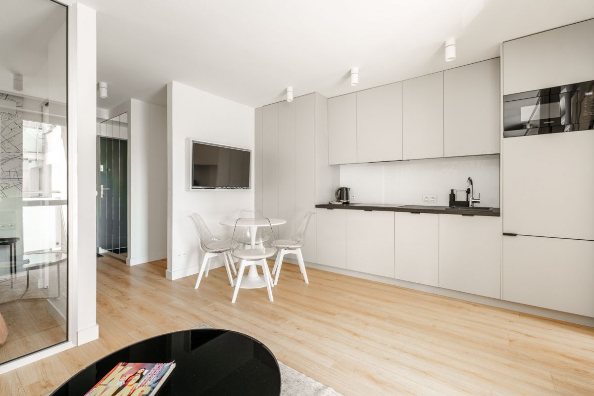 Warszawa · ul. Emilii Plater — 3