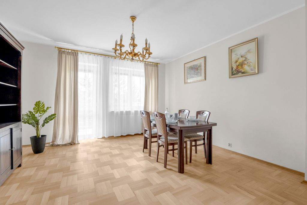 Warszawa · ul. Małej Łąki — 4
