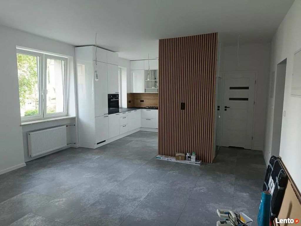 Warszawa · ul. Obrońców Helu — 3
