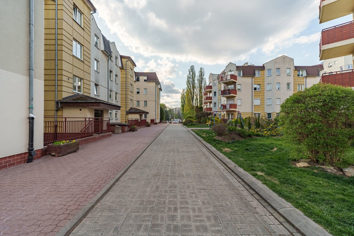 Warszawa · ul. Tomcia Palucha — 11