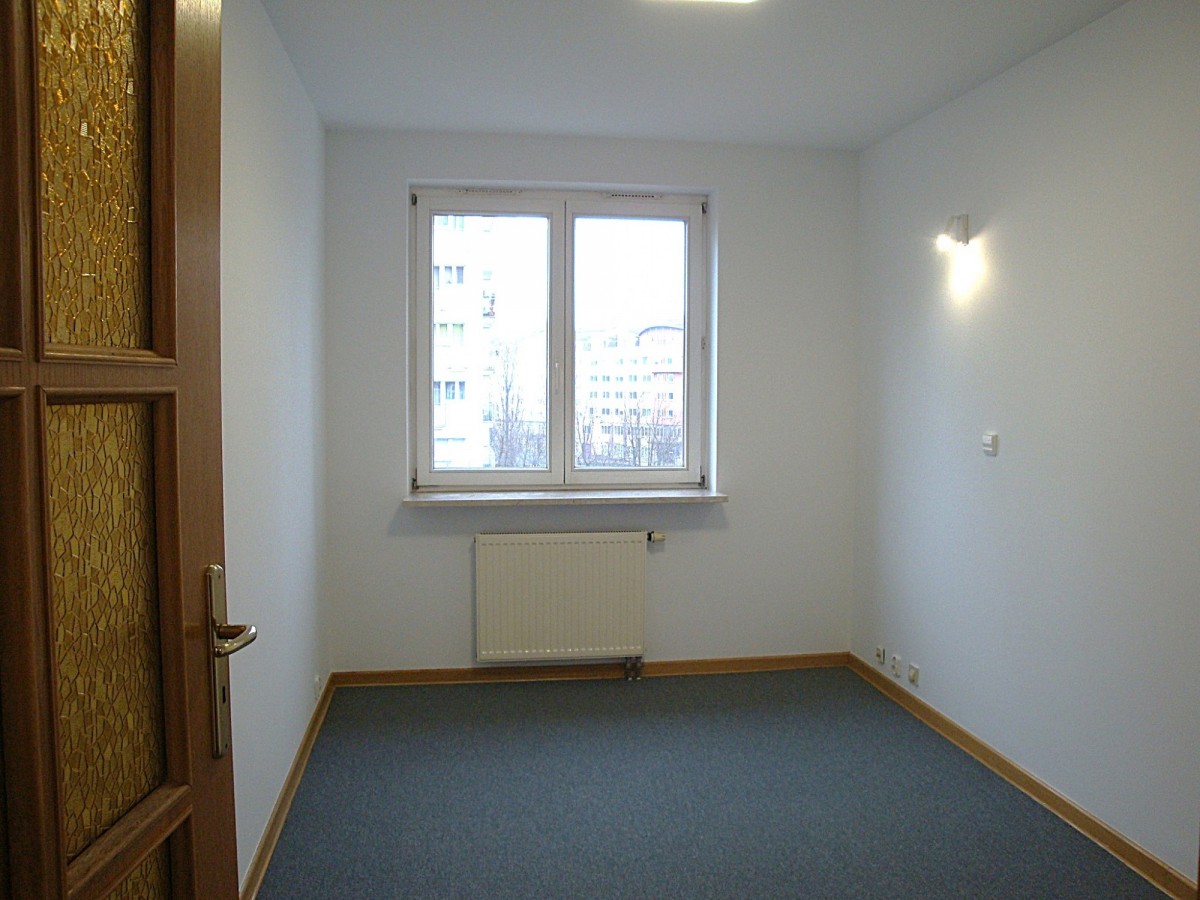 Warszawa · al. Aleje Jerozolimskie — 5