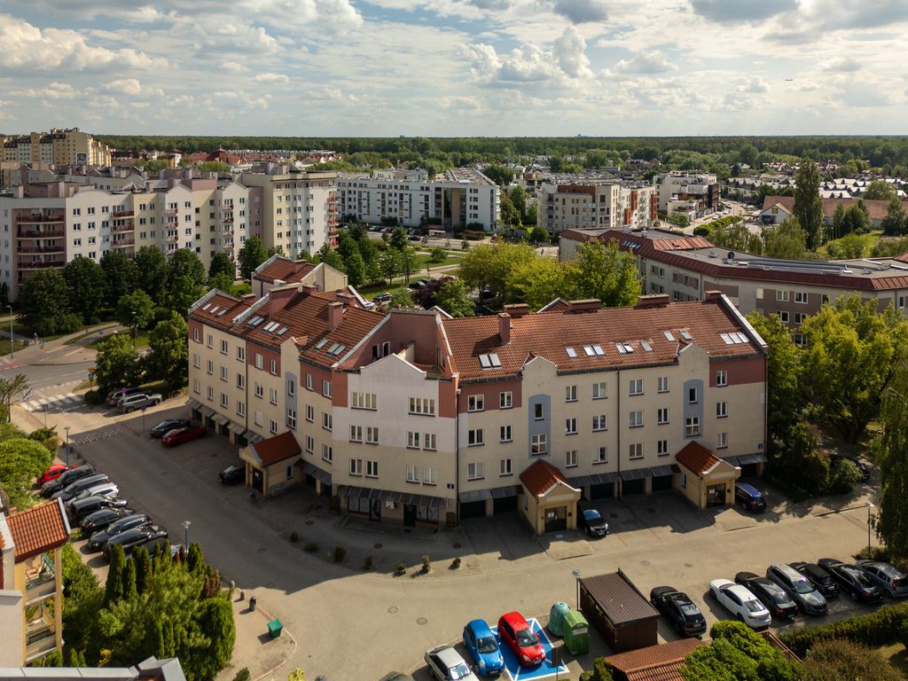 Warszawa · ul. Małej Łąki — 16