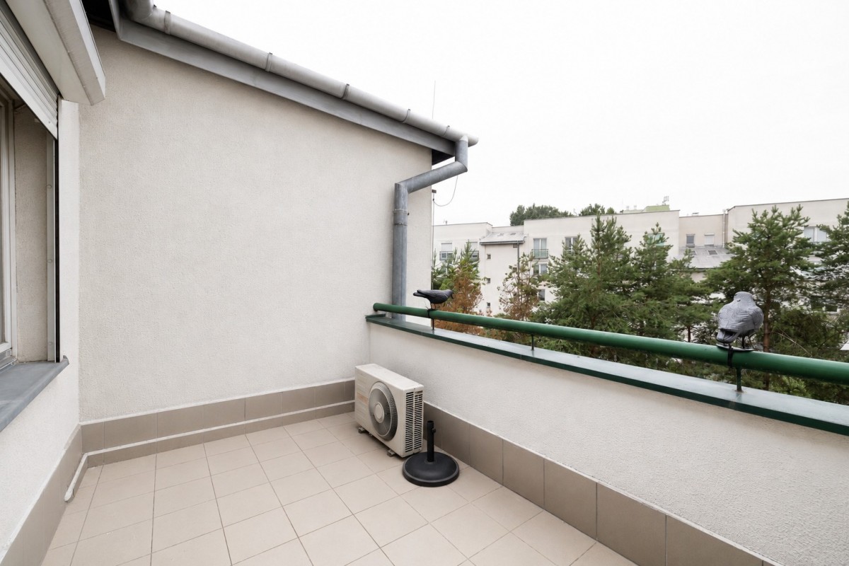 Warszawa · ul. Floriana Znanieckiego — 11