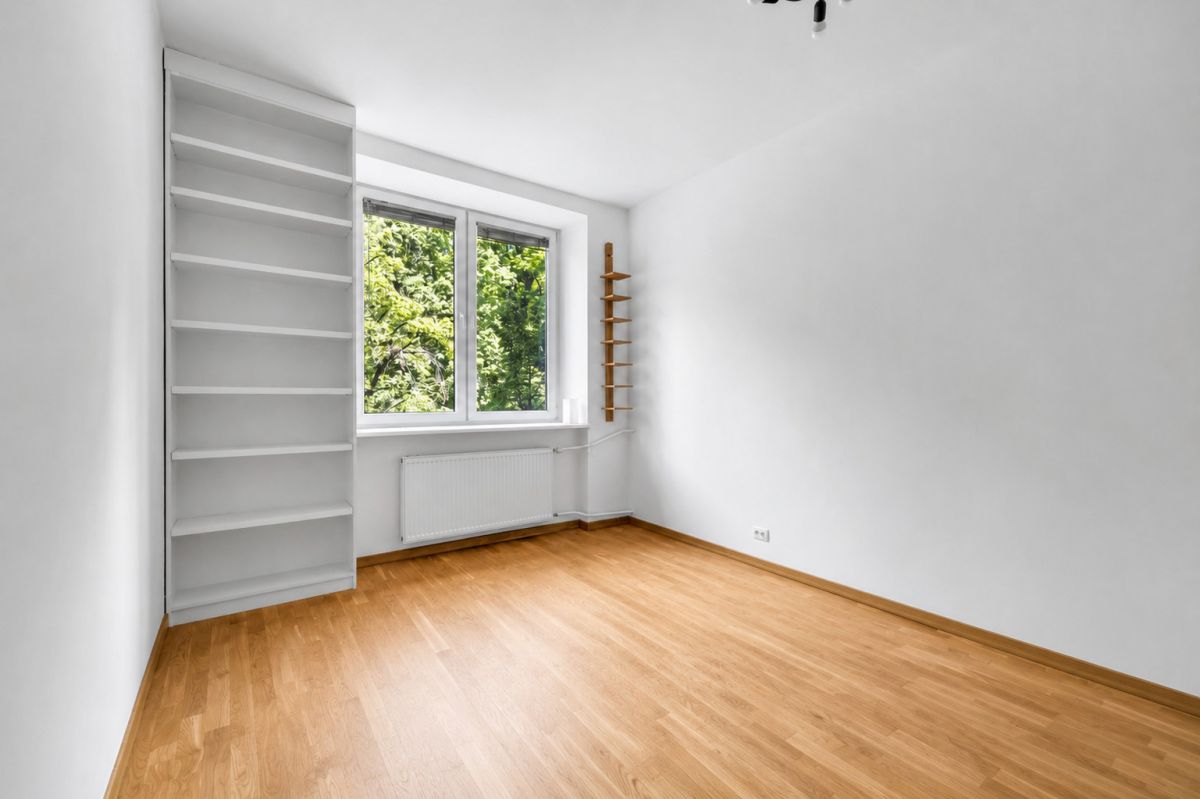 Warszawa · ul. Wspólna — 3