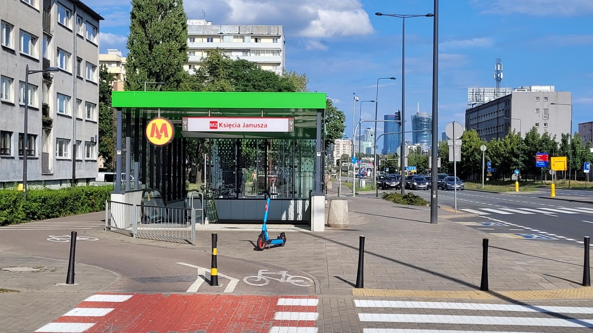 Warszawa · ul. Okocimska — 11