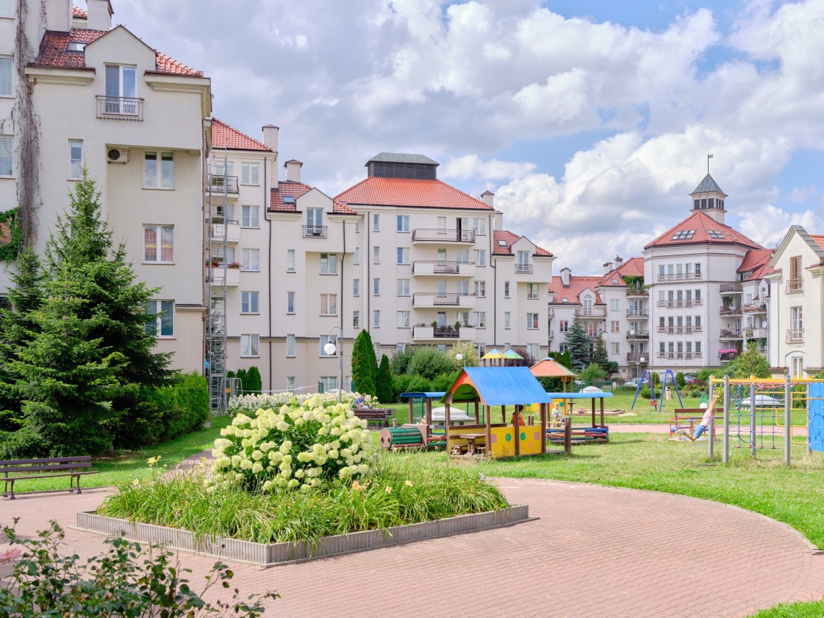 Warszawa · ul. Lechicka — 17