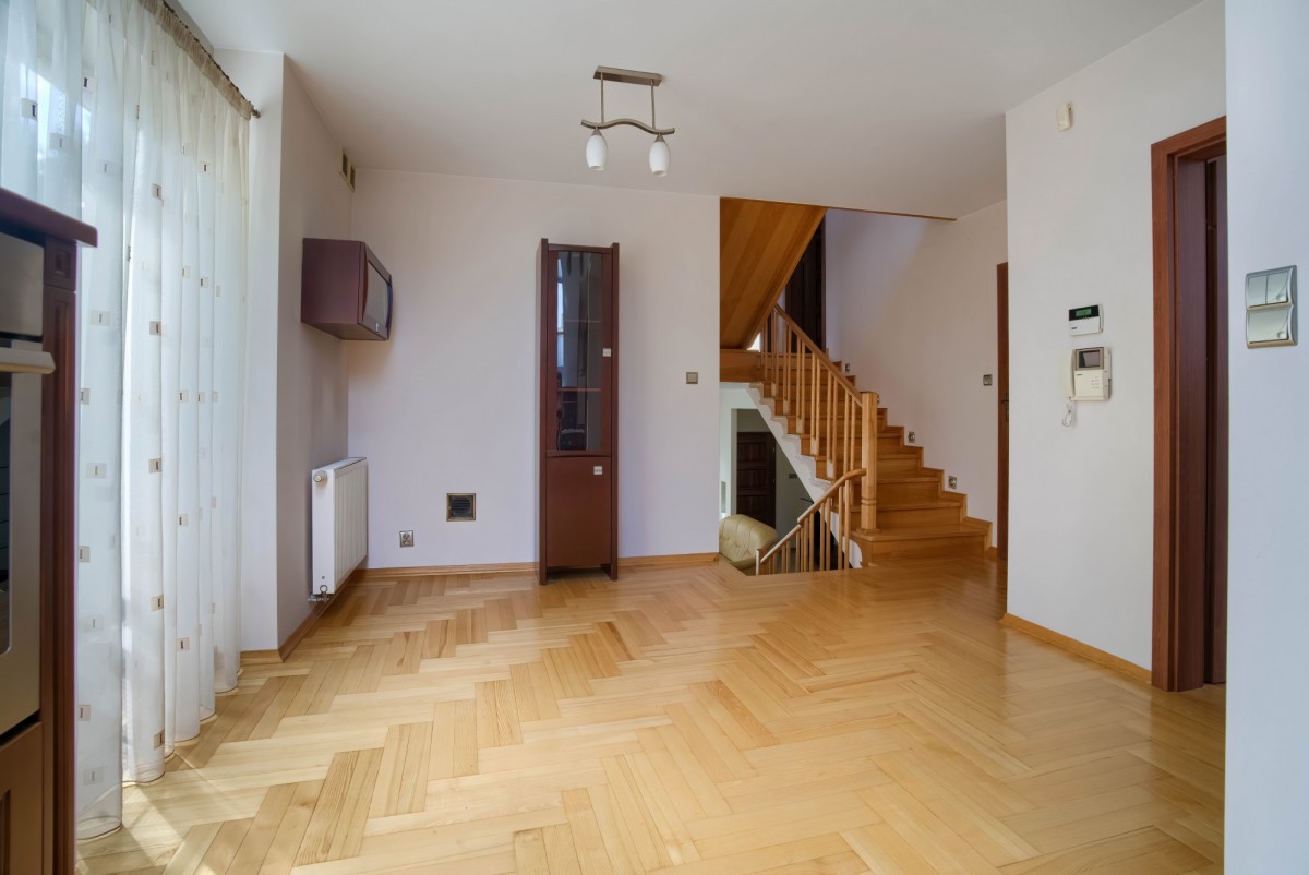 Warszawa · ul. Nad Wisłą — 14