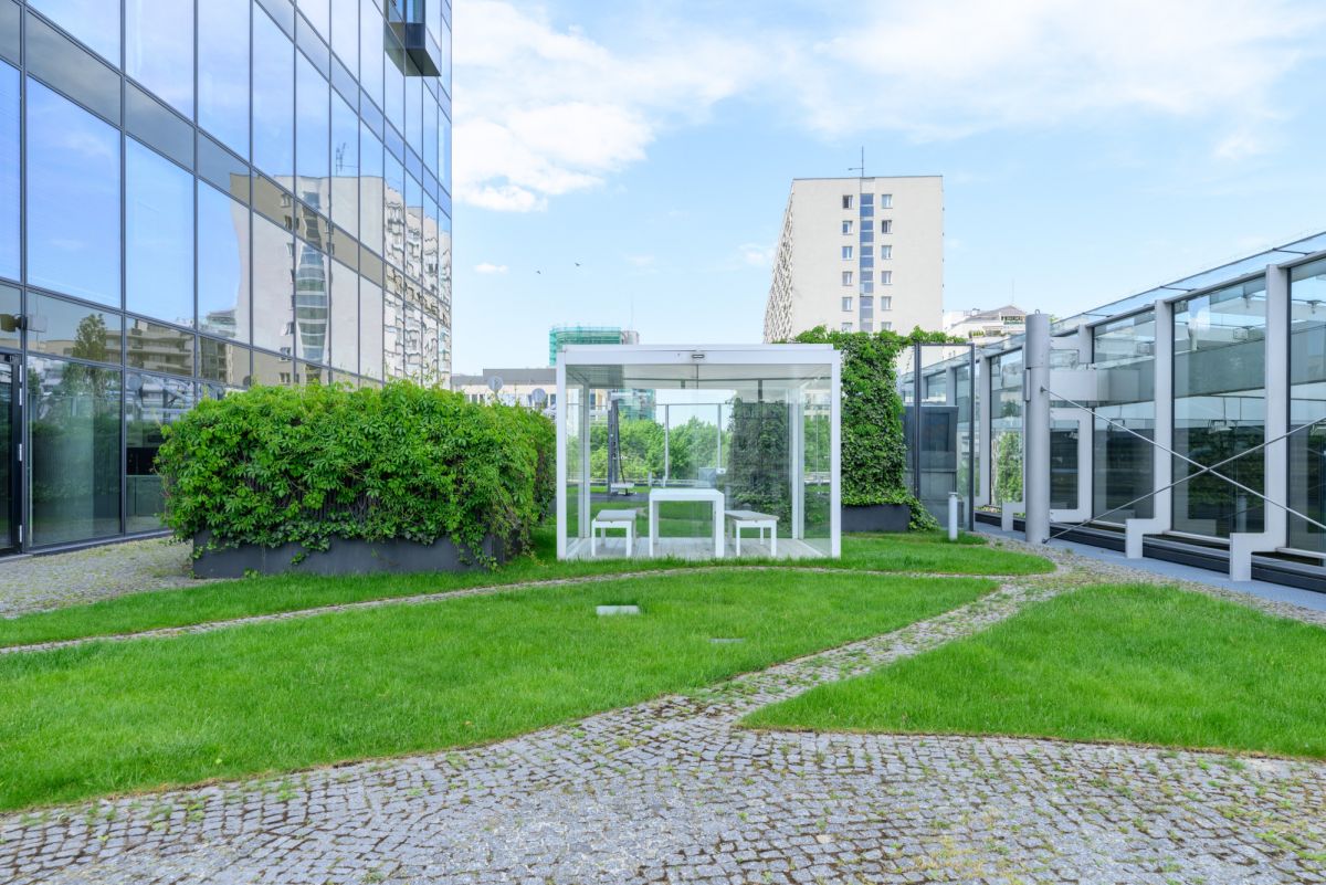 Warszawa · ul. Twarda — 15