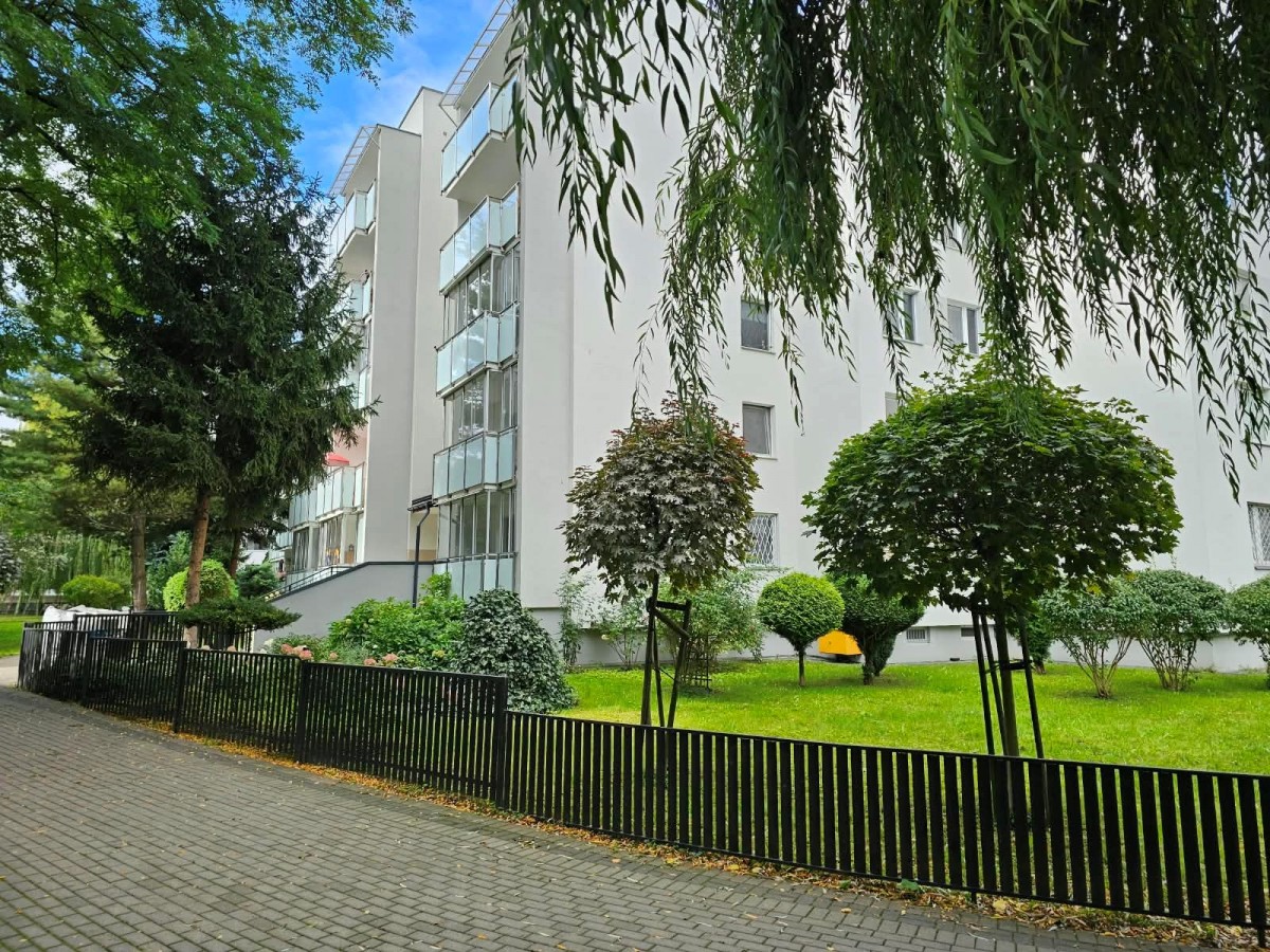 Warszawa · ul. Tadeusza Manteuffla — 2