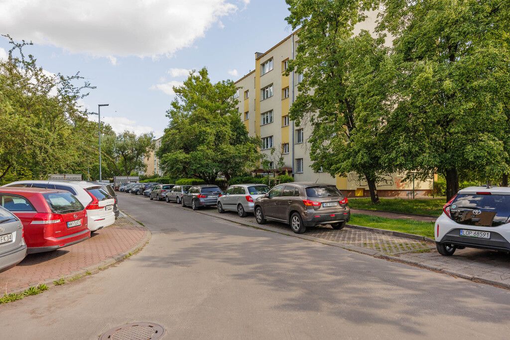 Warszawa · ul. Sewastopolska — 18