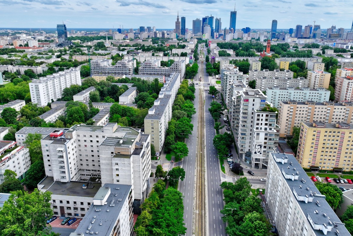 Warszawa · al. Aleja Jana Pawła II — 17