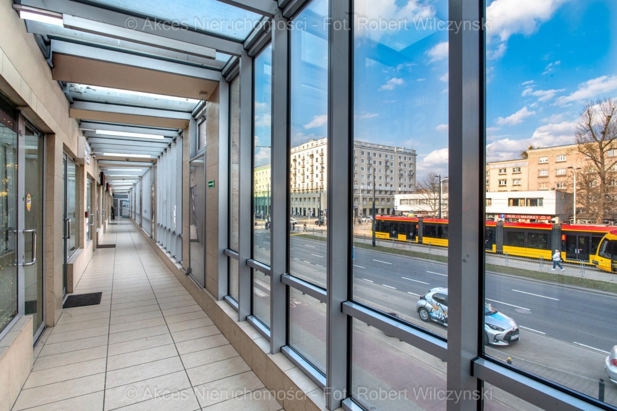 Warszawa · al. Aleja Jana Pawła II — 2