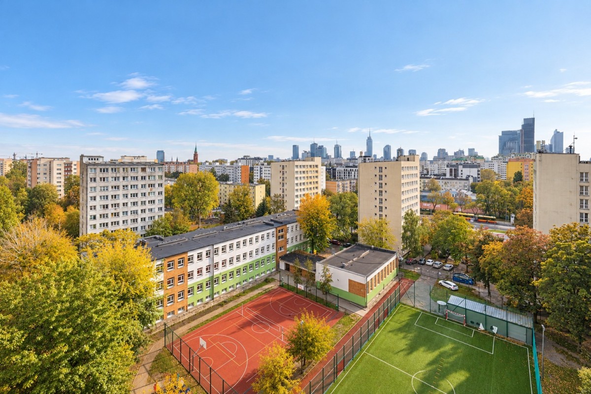 Warszawa · ul. Okopowa — 17