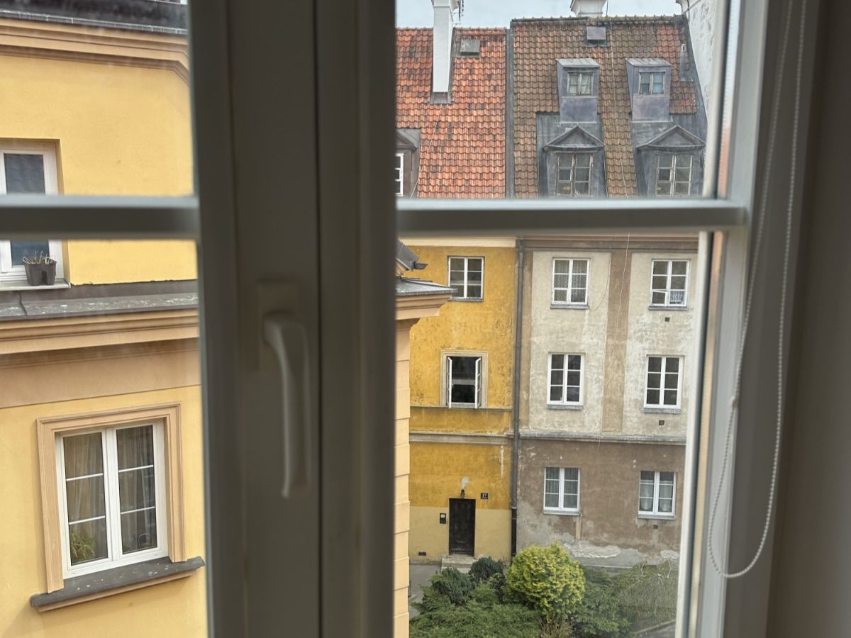 Warszawa · ul. Kościelna — 23