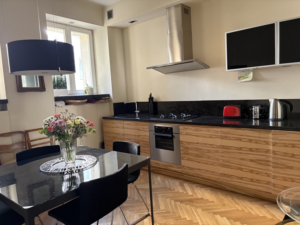 Warszawa · ul. Kaliska — 9