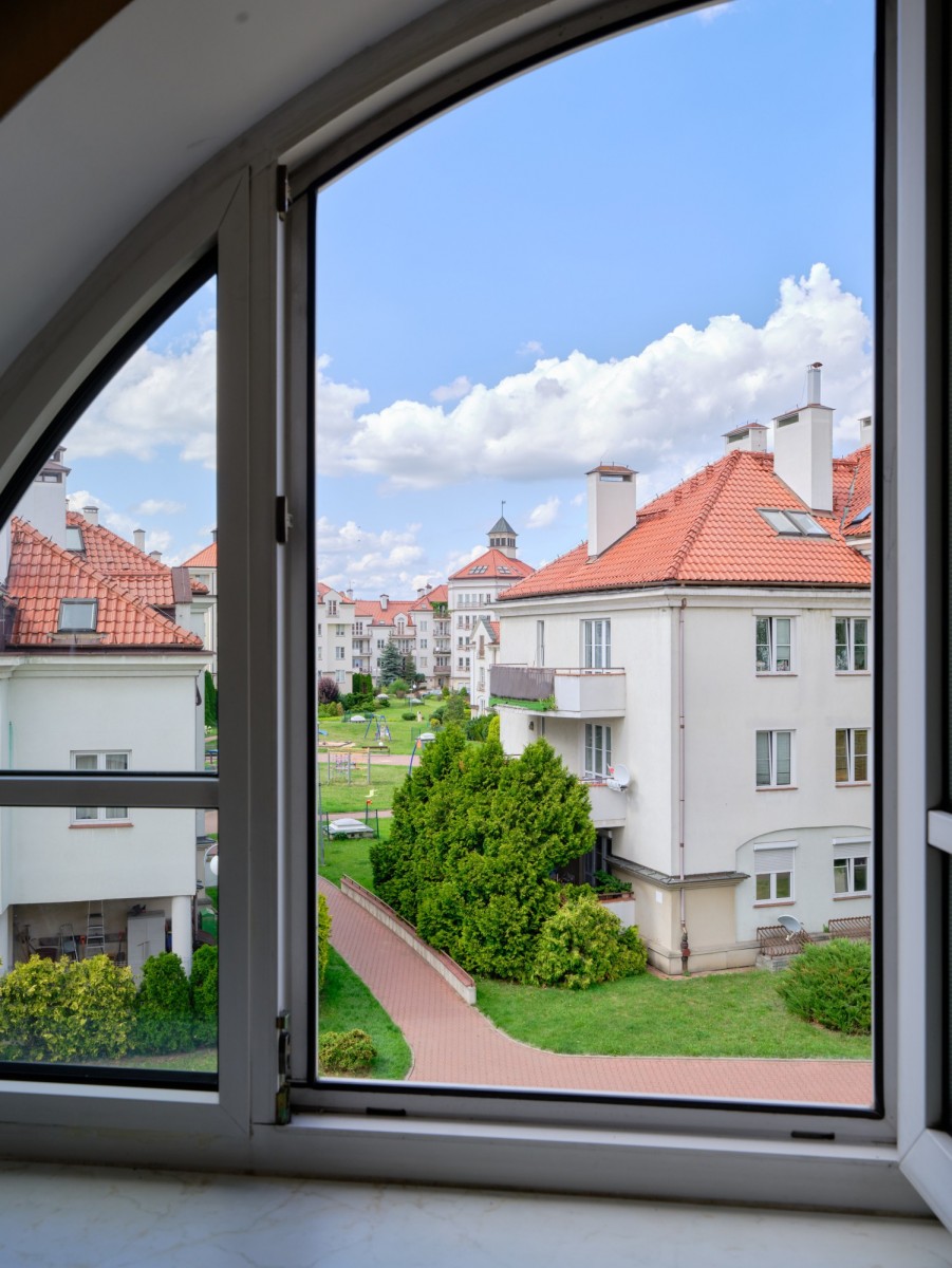 Warszawa · ul. Lechicka — 15