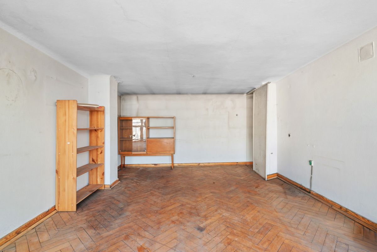 Warszawa · al. Aleje Jerozolimskie — 10
