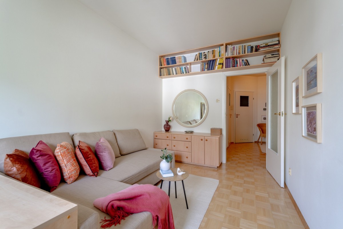 Warszawa · ul. Obrońców Tobruku — 11