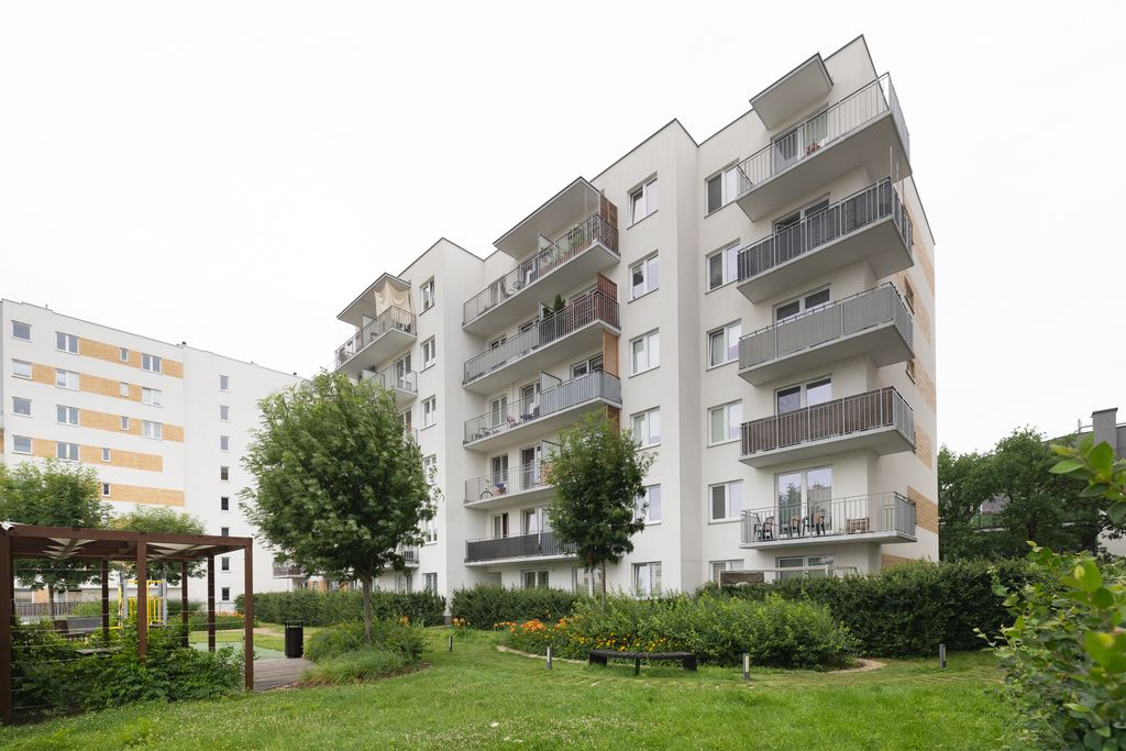 Warszawa · ul. Dionizosa — 17