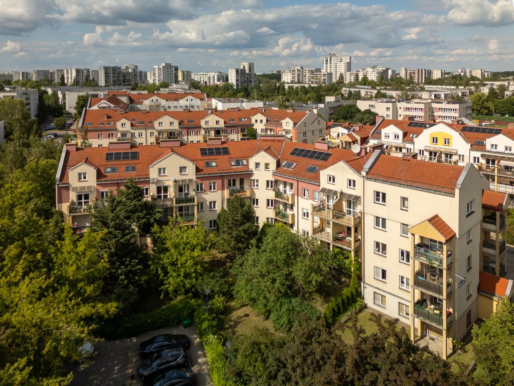 Warszawa · ul. Małej Łąki — 17