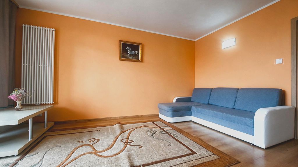 Warszawa · ul. Śreniawitów — 16