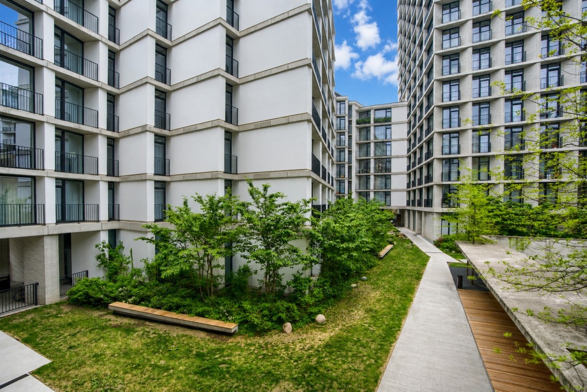 Warszawa · ul. Krochmalna — 8