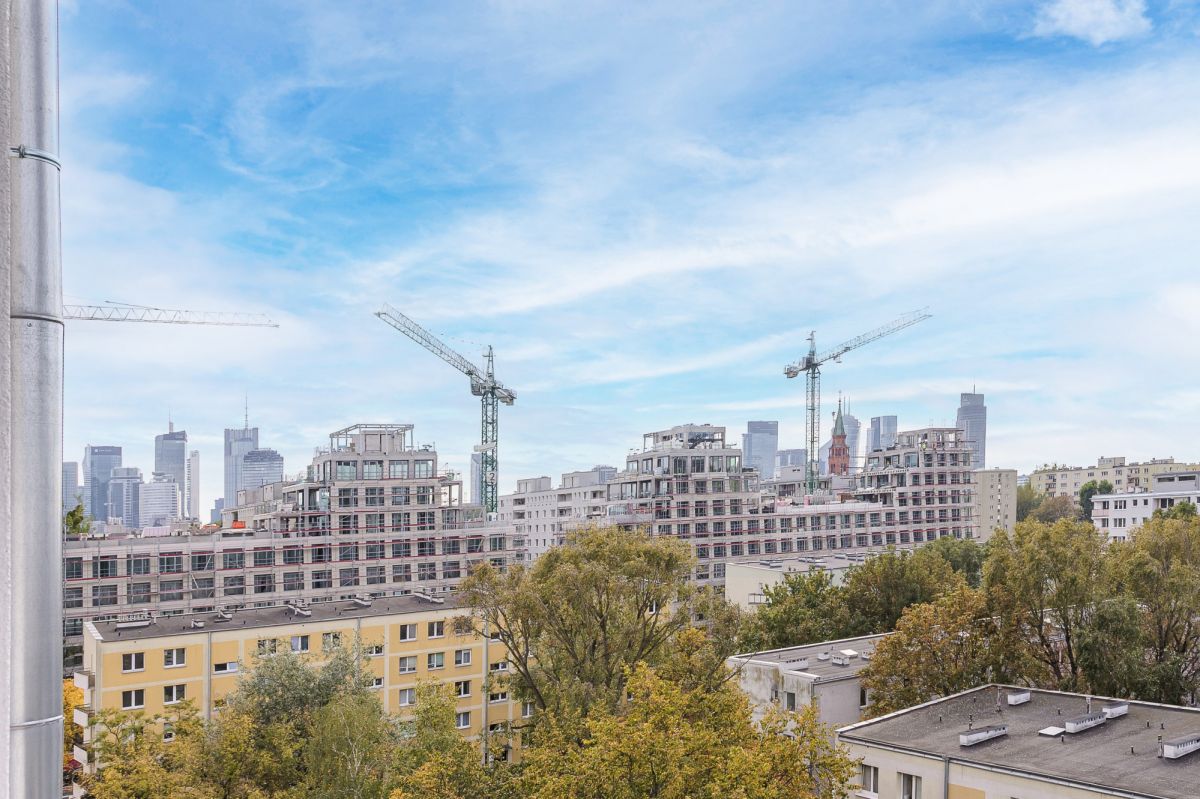 Warszawa · ul. Karmelicka — 7