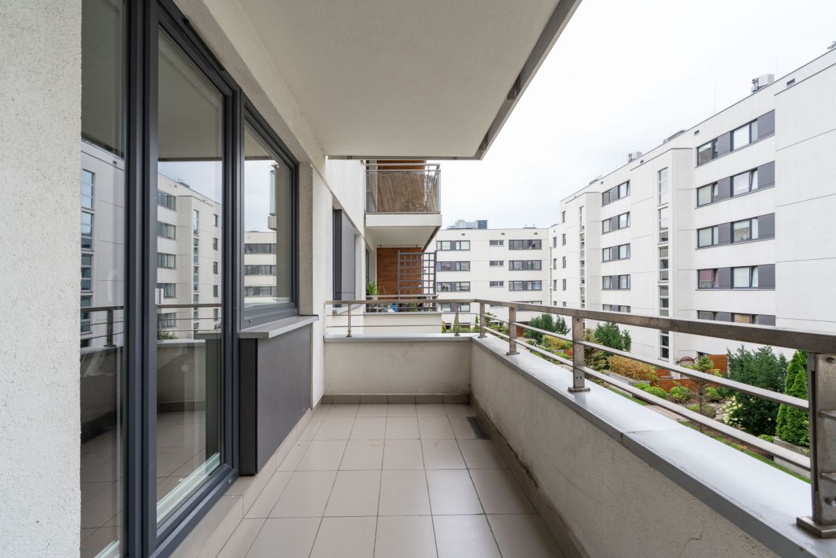 Warszawa · ul. Hery — 4