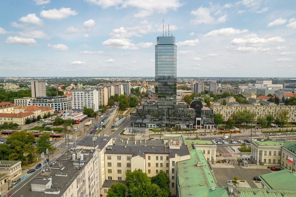 Warszawa · al. Aleja "Solidarności" — 15