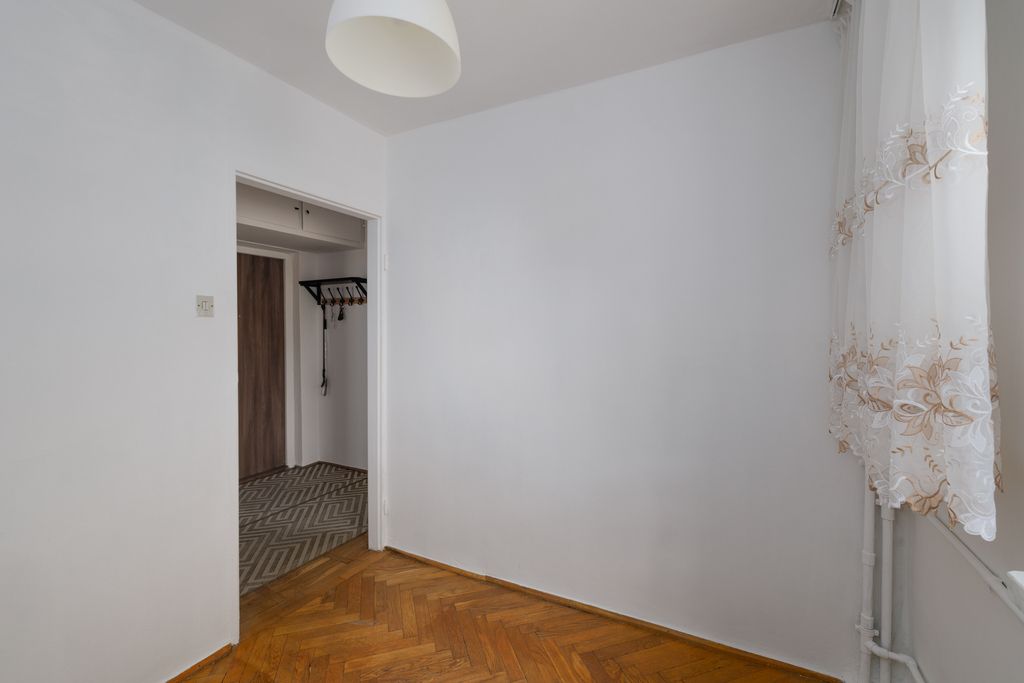 Warszawa · ul. Bukietowa — 6