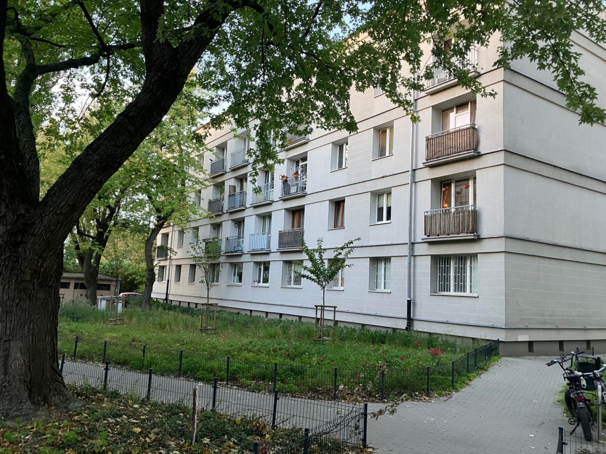 Warszawa · ul. Miła — 2