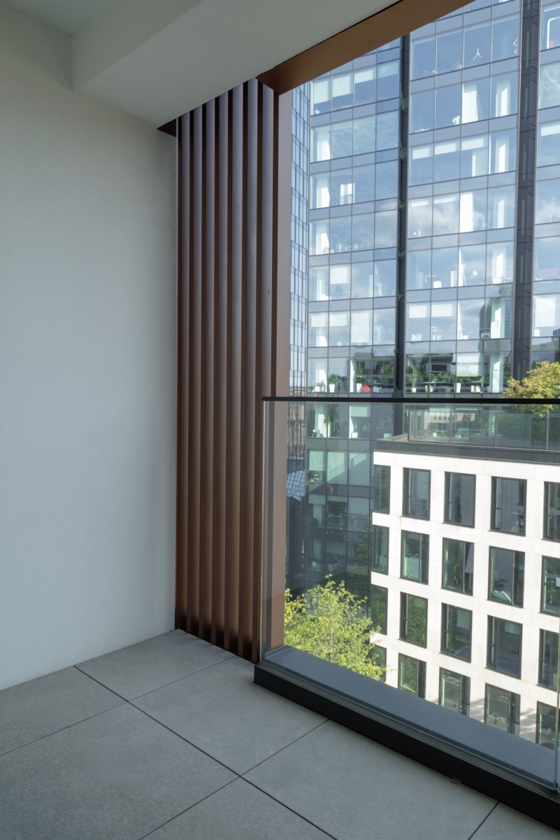 Warszawa · ul. Chmielna — 11