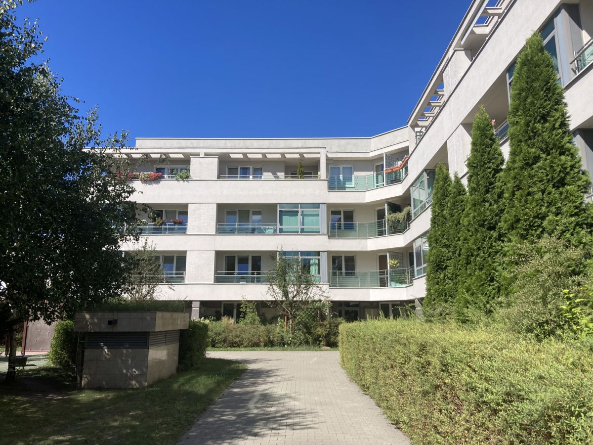Warszawa · ul. Nowoursynowska — 2