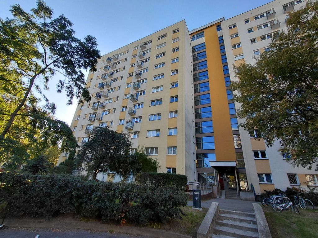 Warszawa · ul. Władysława Broniewskiego — 11