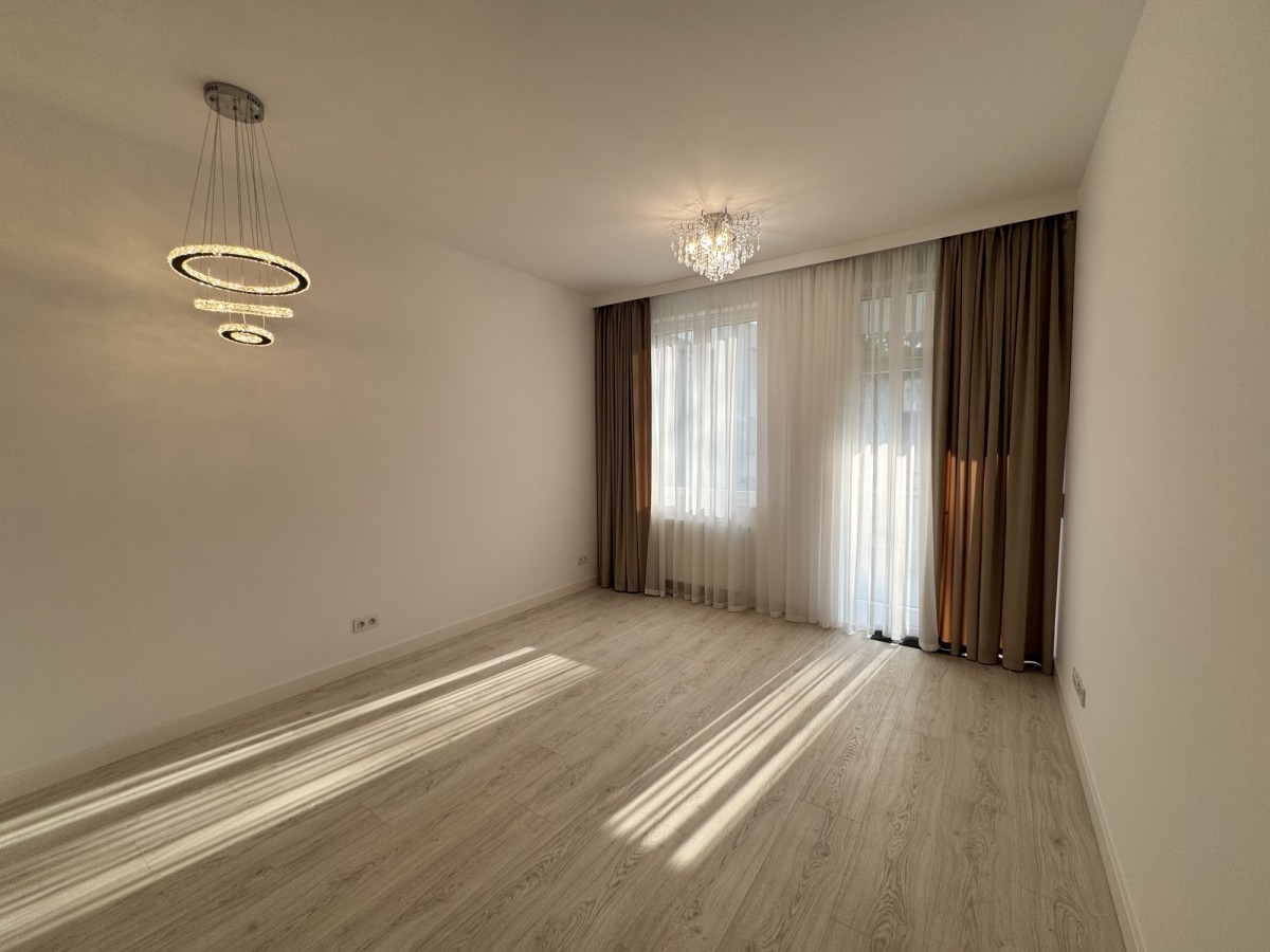 Warszawa · ul. Włodarzewska — 5
