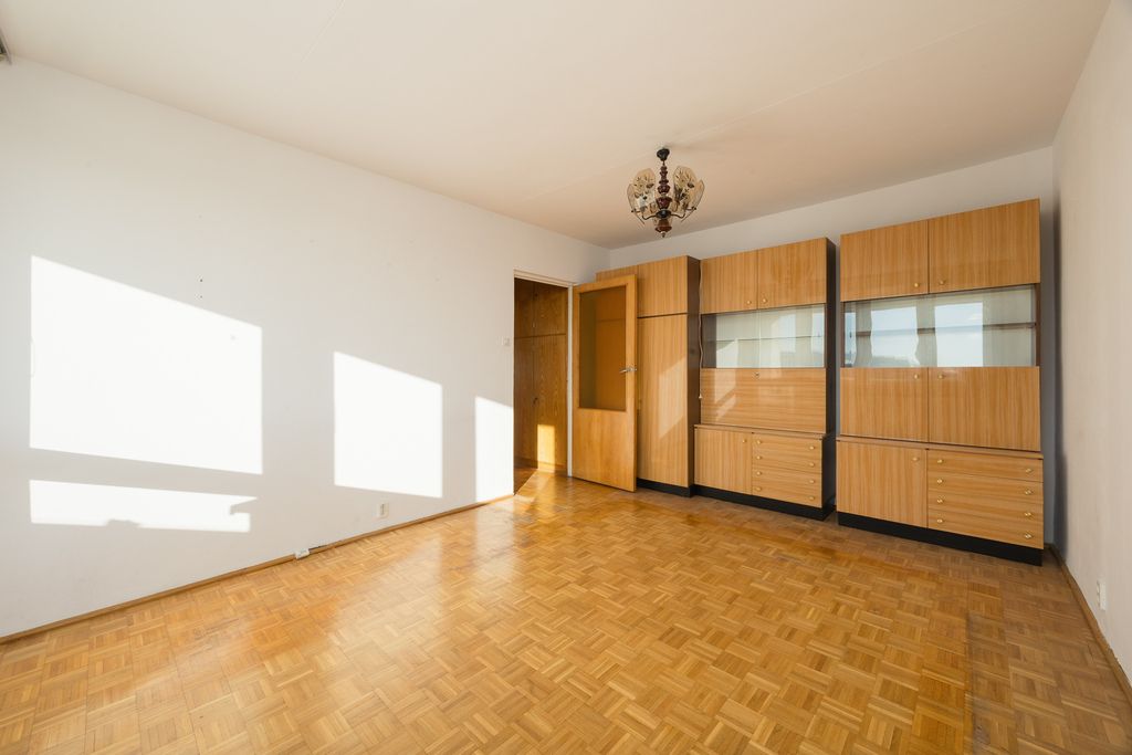 Warszawa · ul. Puszczy Solskiej — 7