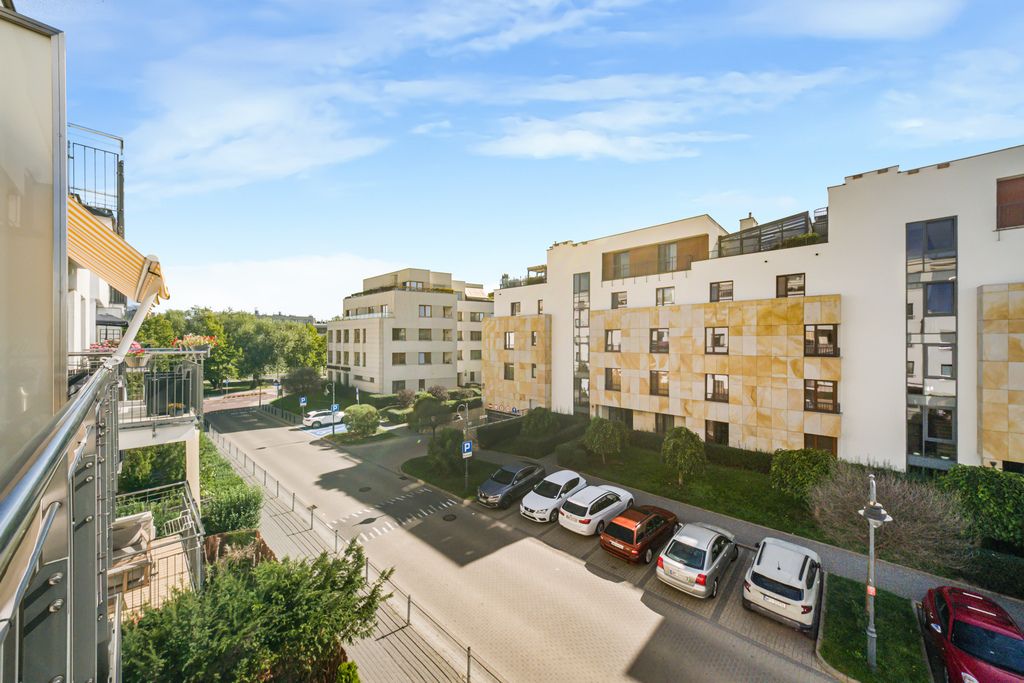 Warszawa · ul. Prymasa Augusta Hlonda — 20