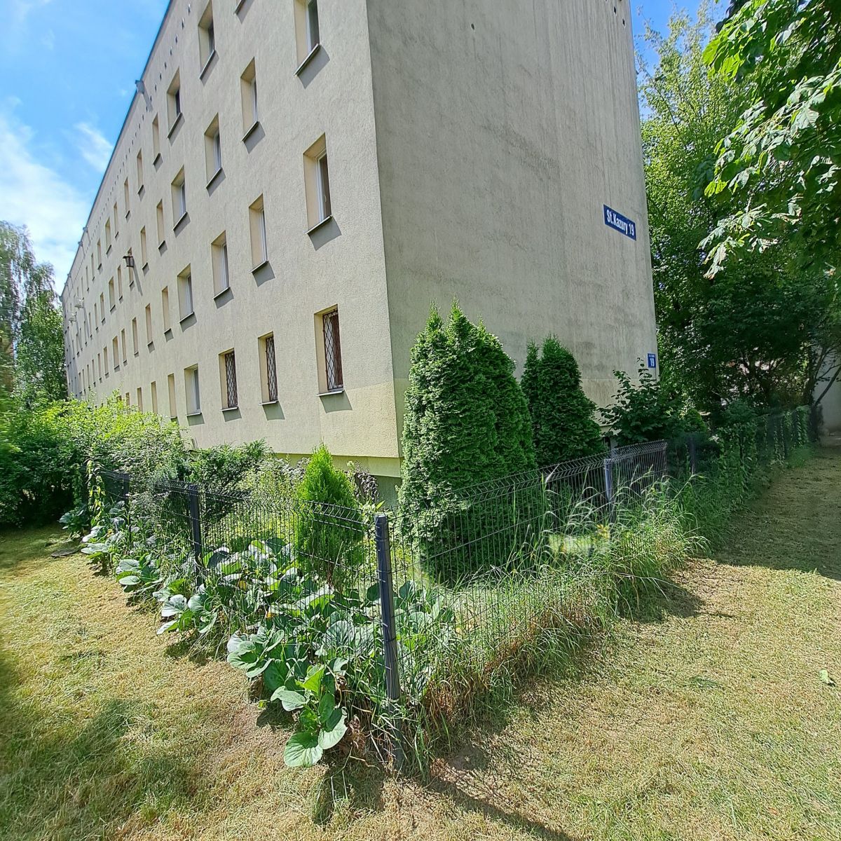 Warszawa · ul. Stanisława Kazury — 6