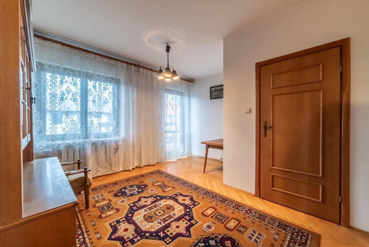 Warszawa · ul. Wojciecha Korfantego — 19