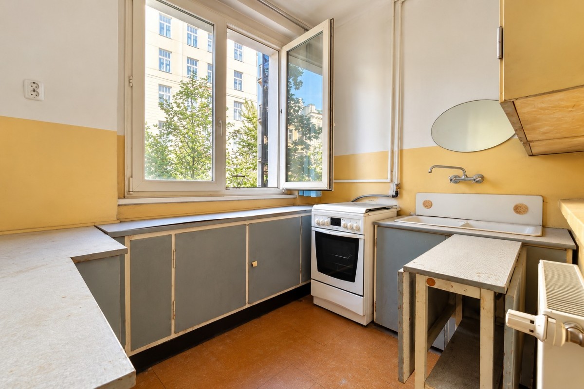 Warszawa · ul. Chmielna — 15