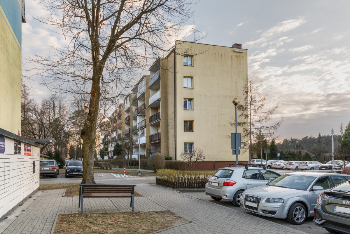 Warszawa · pl. Plac Wojska Polskiego — 19