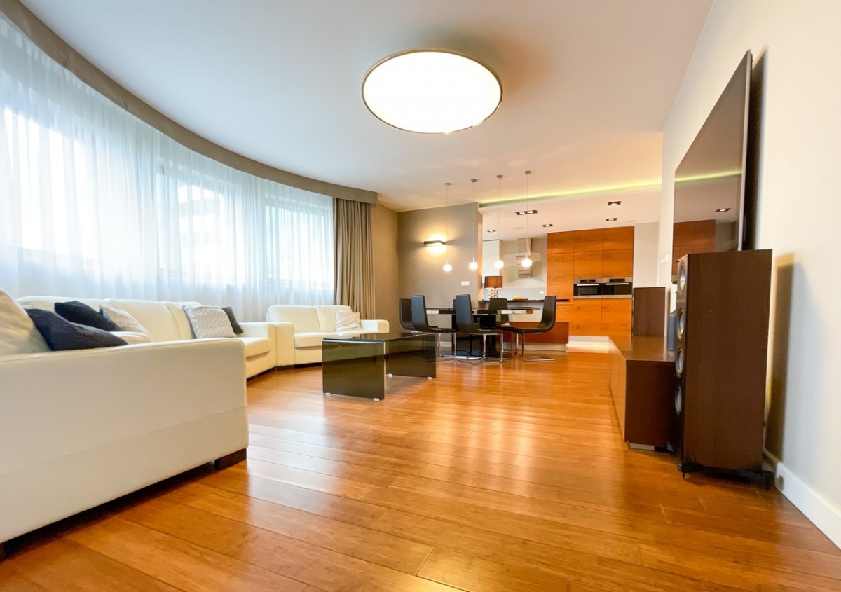 Warszawa · ul. Juliana Ursyna Niemcewicza — 5