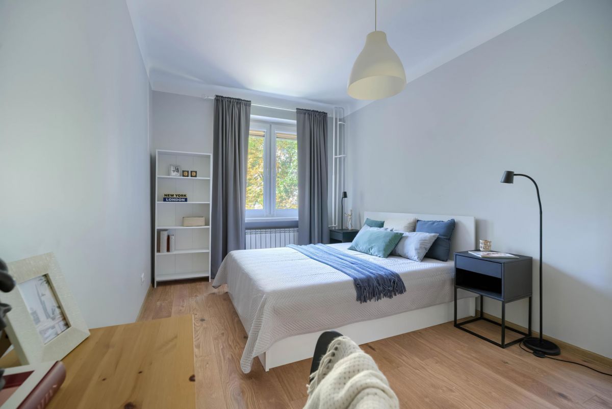 Warszawa · ul. 29 Listopada — 8