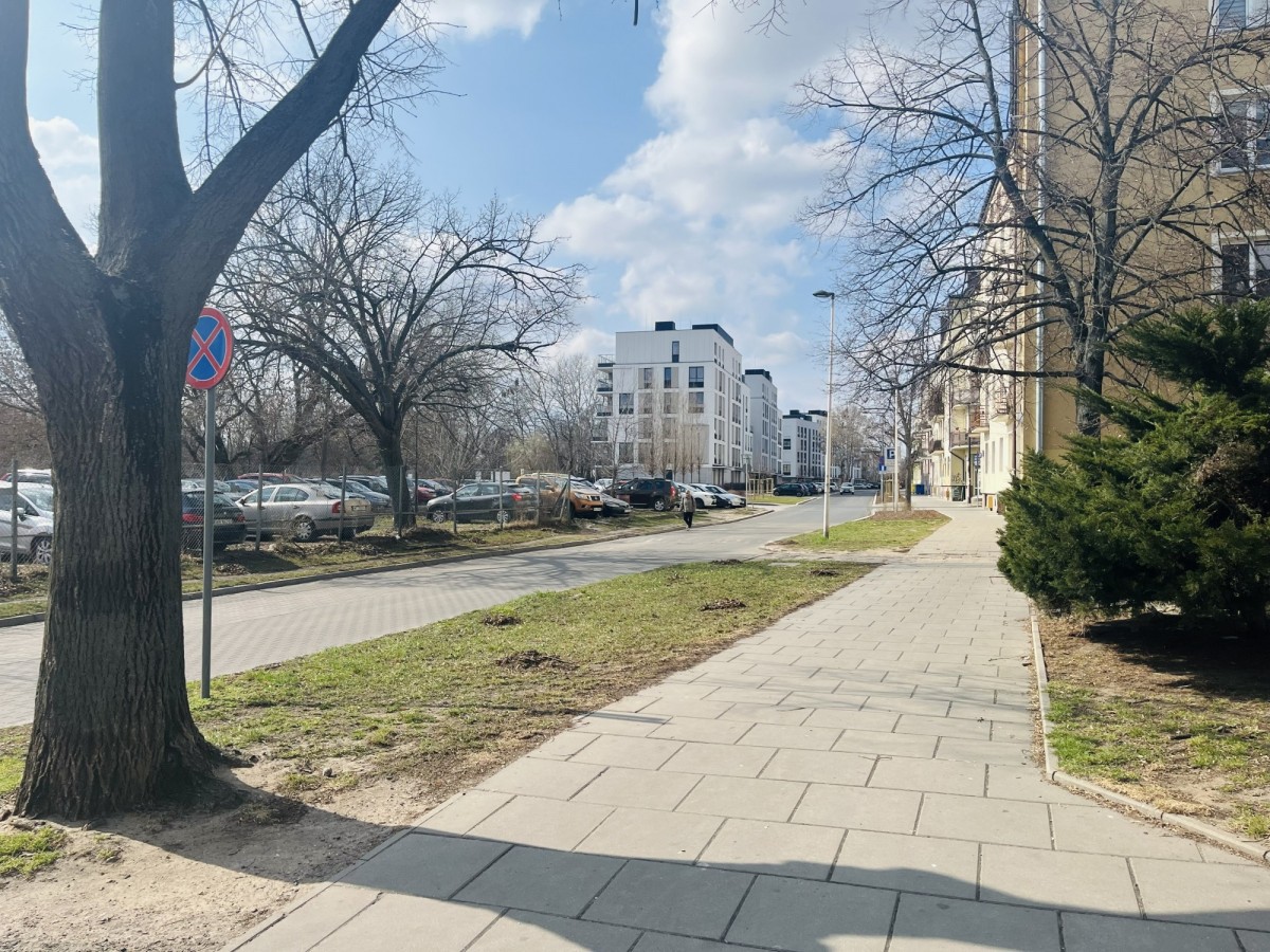 Warszawa · ul. Stanisława Augusta — 4