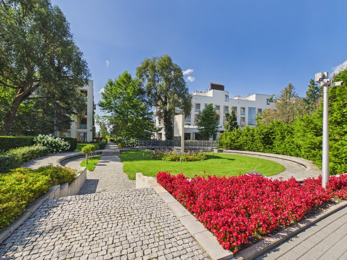 Warszawa · Mokotów — 18