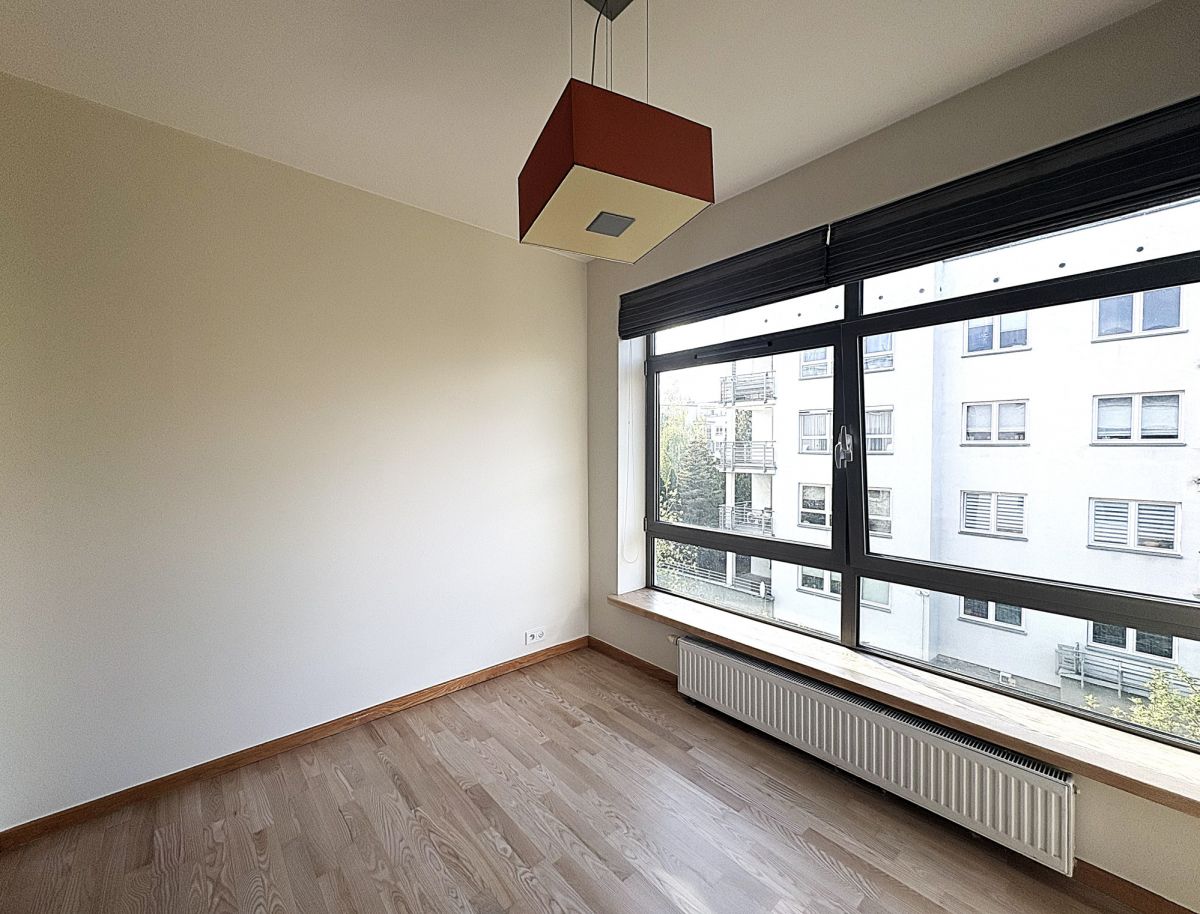 Warszawa · ul. Nowoursynowska — 10