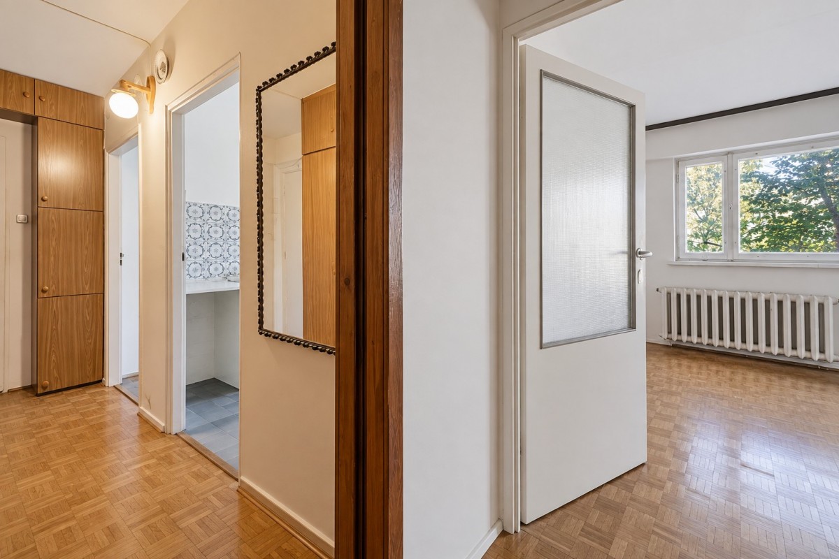 Warszawa · al. Aleja Prymasa Tysiąclecia — 3