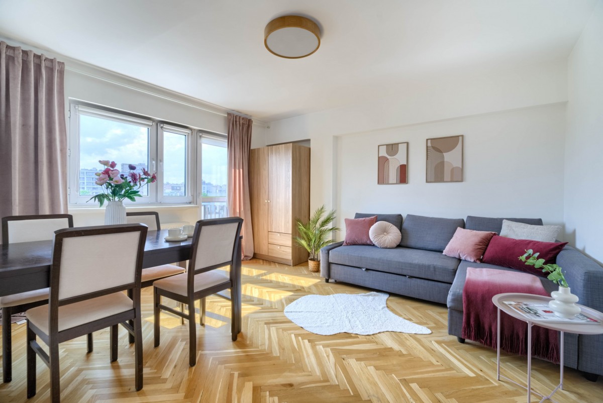 Warszawa · ul. Huculska — 9