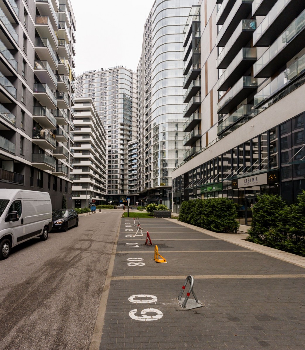 Warszawa · ul. Marcina Kasprzaka — 9